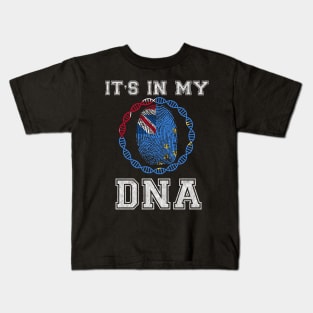 Tuvalu  It's In My DNA - Gift for Tuvaluan From Tuvalu Kids T-Shirt